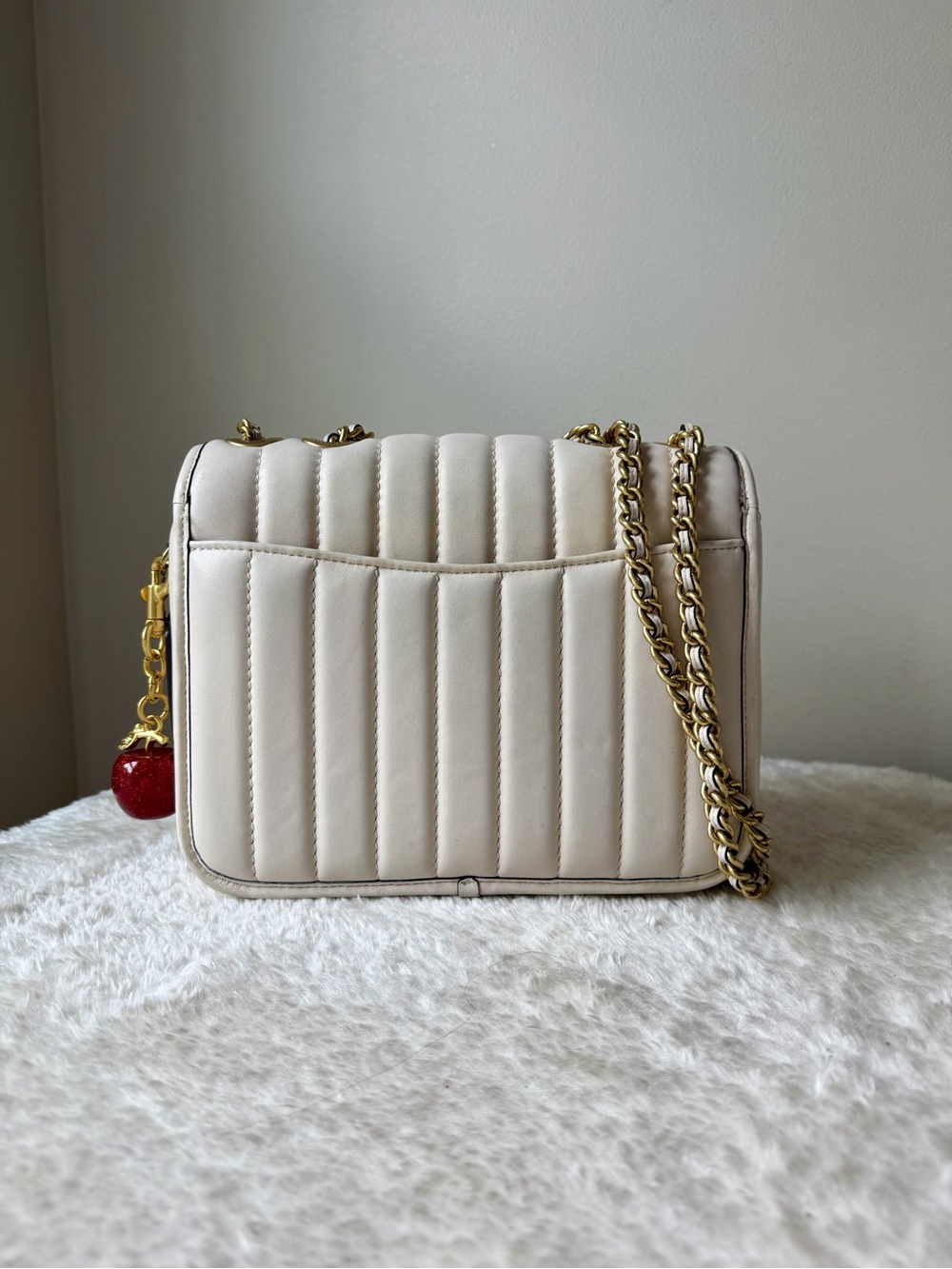 Coach Madison Shoulder Bag With Quilting in chalk off white with charm - Picture 10 of 16
